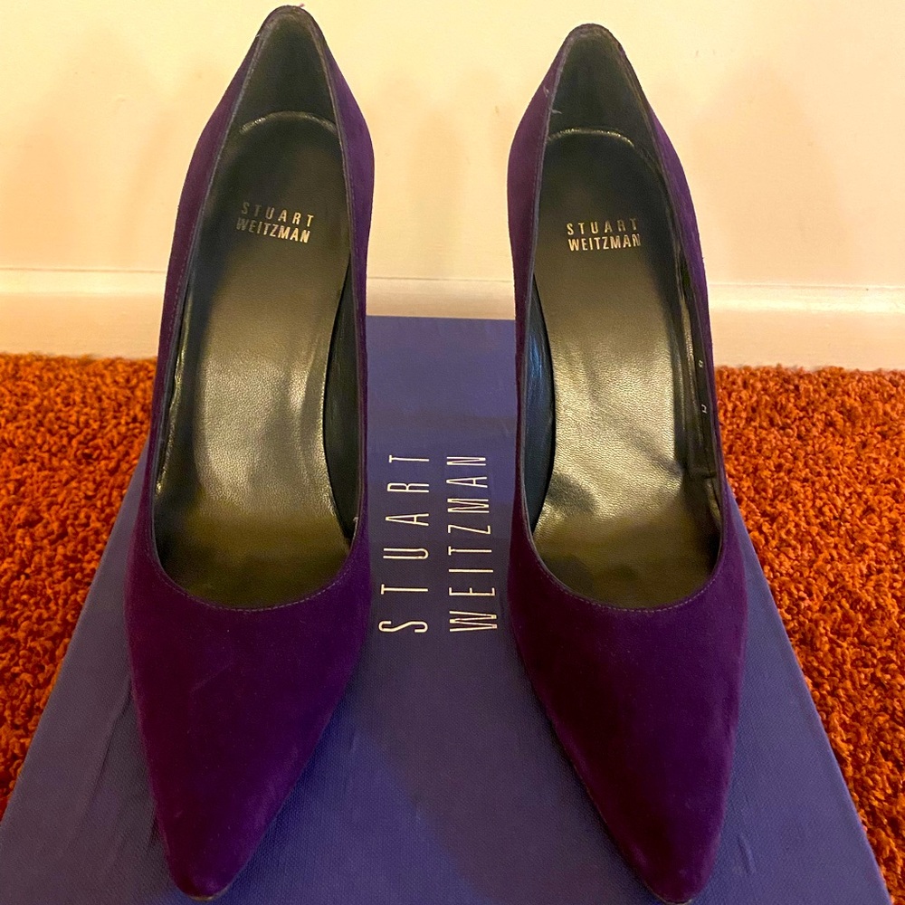 Stuart Weitzman stiletto purple suede never worn